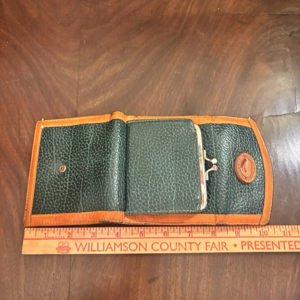 Dooney & Bourke All Weather Leather Green Tan Kiss Lock Wallet Coin Purse